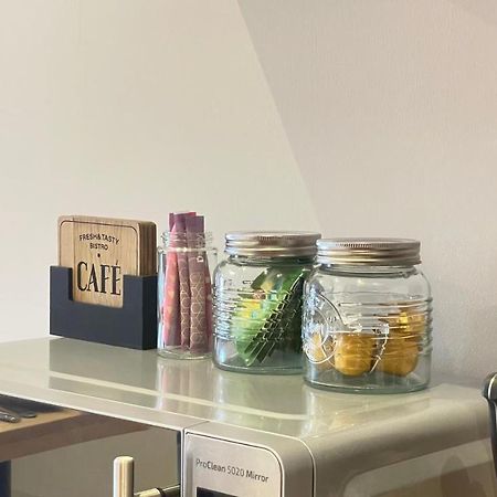 Le Terracotta - Appartement Tout Equipe A Niort Luaran gambar